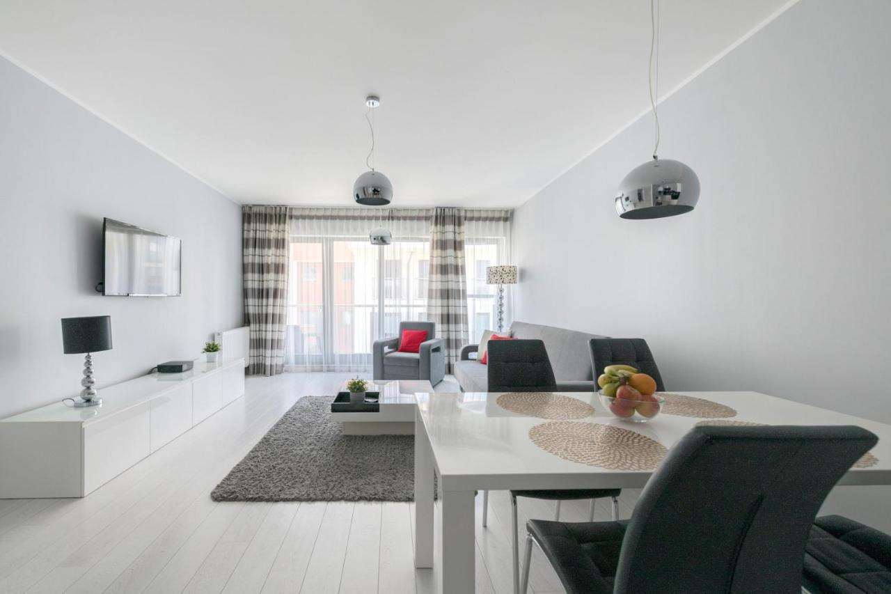 Waterlane Marina By Live & Travel Apartments Гданьск Экстерьер фото
