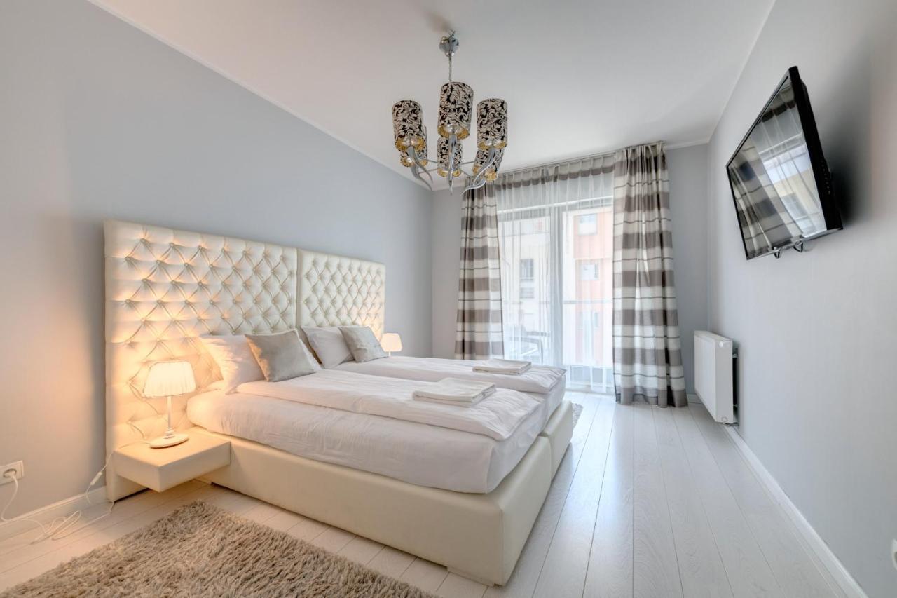 Waterlane Marina By Live & Travel Apartments Гданьск Экстерьер фото