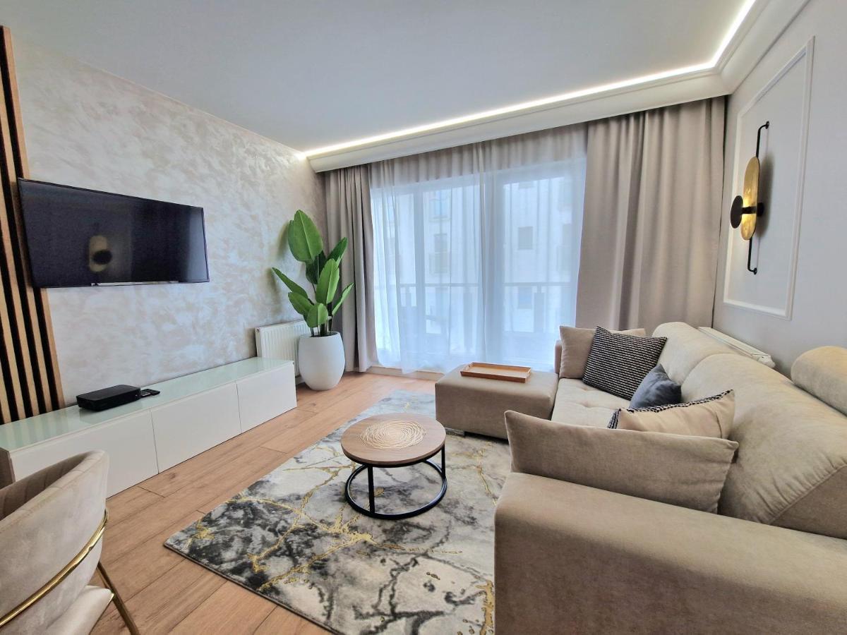 Waterlane Marina By Live & Travel Apartments Гданьск Экстерьер фото